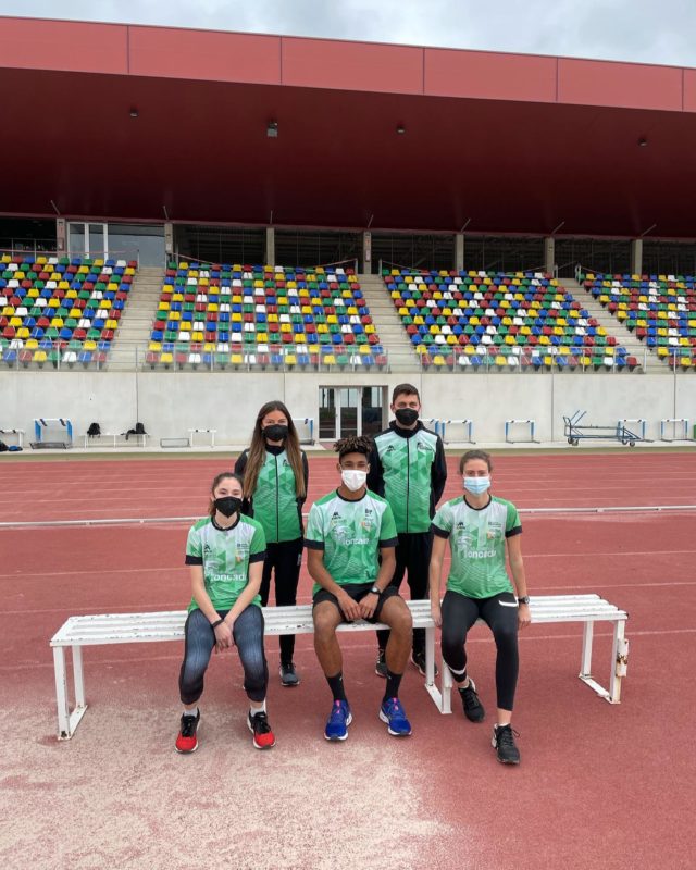 FEDERACIÓN DE ATLETISMO DE LA COMUNIDAD VALENCIANA. Las escuelas